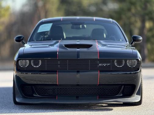2016 Dodge Challenger SRT Hellcat