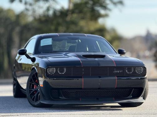 2016 Dodge Challenger SRT Hellcat