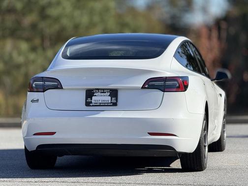 2020 Tesla Model 3 Standard Range