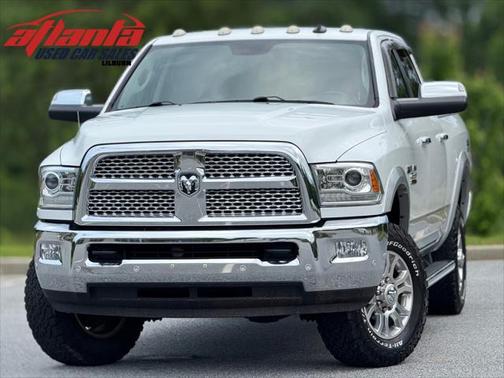2017 RAM 2500 Laramie Crew Cab 4x4 6'4' Box