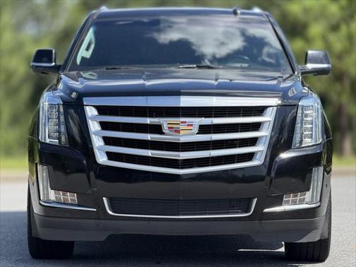 2018 Cadillac Escalade ESV Luxury