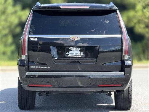2018 Cadillac Escalade ESV Luxury