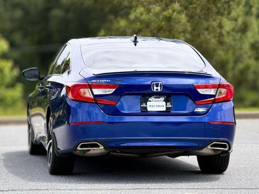 Still Night Pearl 2021 Honda Accord Sport SE 1.5T