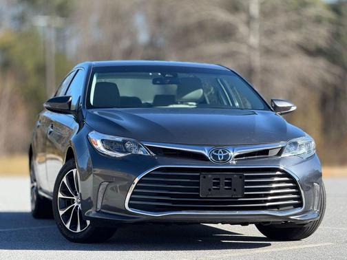 2017 Toyota Avalon XLE
