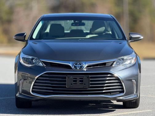 2017 Toyota Avalon XLE