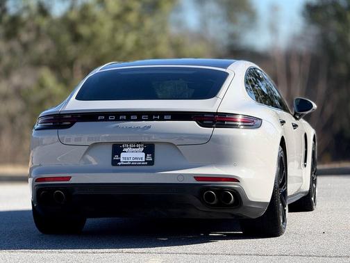 2018 Porsche Panamera 4S