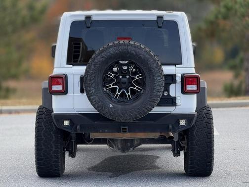 2022 Jeep Wrangler Unlimited High Tide 4x4