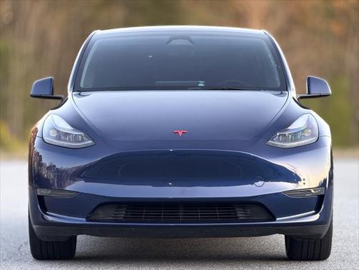 2023 Tesla Model Y Long Range Dual Motor All-Wheel Drive
