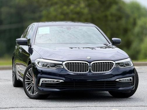 Imperial Blue Metallic 2017 BMW 540 540i