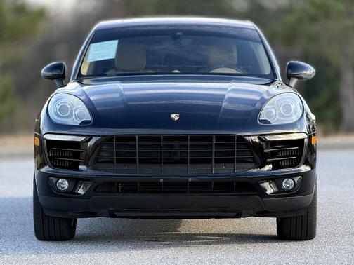 2017 Porsche Macan S