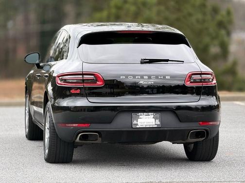 2018 Porsche Macan Sport Edition