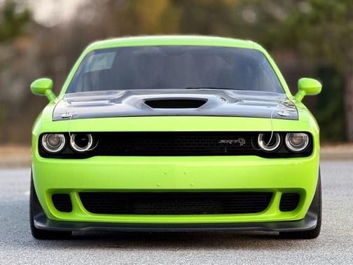 2015 Dodge Challenger SRT Hellcat