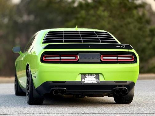 2015 Dodge Challenger SRT Hellcat