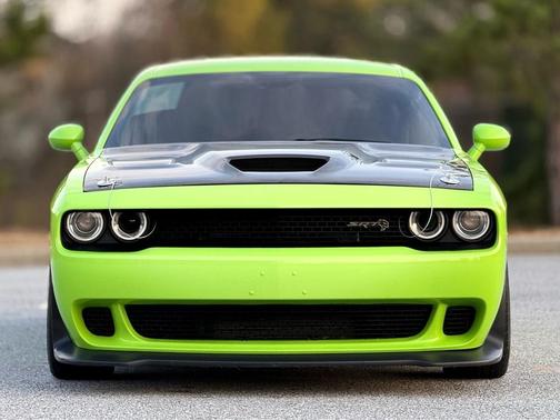 2015 Dodge Challenger SRT Hellcat