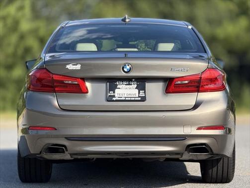 2018 BMW 540 540i