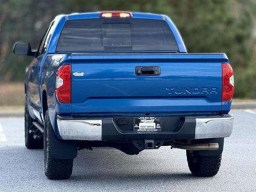 2017 Toyota Tundra SR5