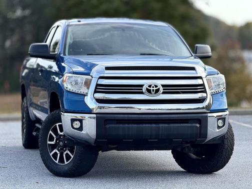2017 Toyota Tundra SR5