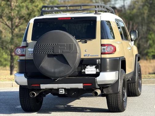 2014 Toyota FJ Cruiser Base