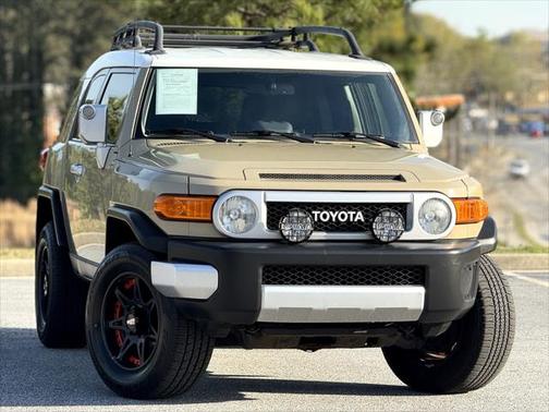 2014 Toyota FJ Cruiser Base