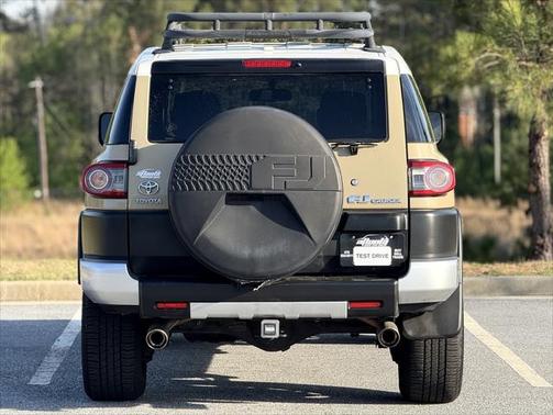 2014 Toyota FJ Cruiser Base