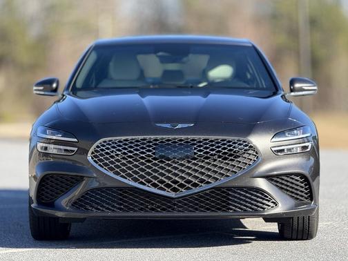 2025 Genesis G70 2.5T RWD