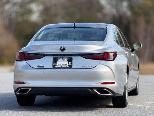 2019 Lexus ES 350 Ultra Luxury