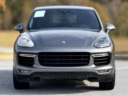 2017 Porsche Cayenne Turbo