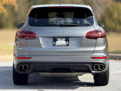 2017 Porsche Cayenne Turbo