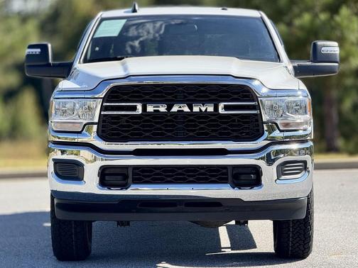 2024 RAM 2500 Tradesman Crew Cab 4x4 6'4' Box