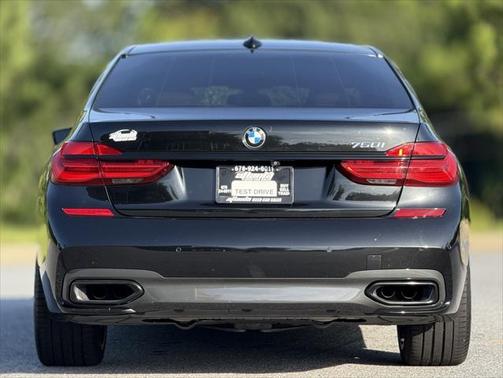 2019 BMW 750 I