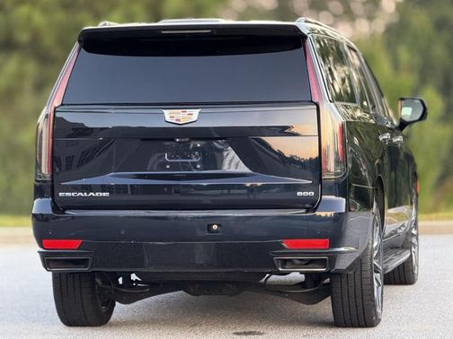 2023 Cadillac Escalade ESV Sport