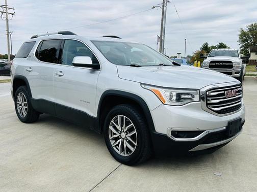 2019 GMC Acadia SLE-2