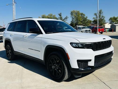 2024 Jeep Grand Cherokee L Laredo