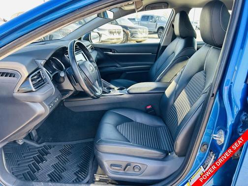 2019 Toyota Camry SE