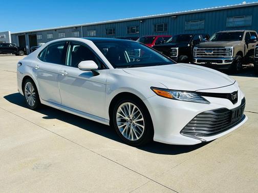 2019 Toyota Camry XLE