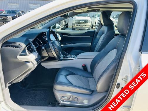 2019 Toyota Camry XLE