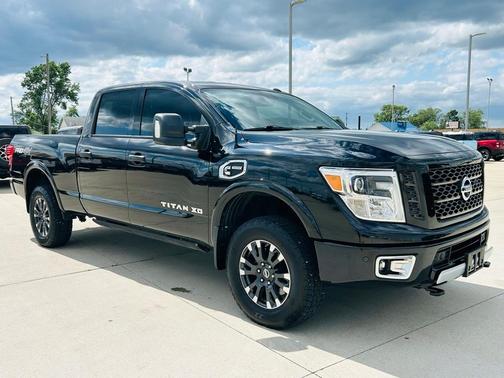 2019 Nissan Titan XD PRO-4X