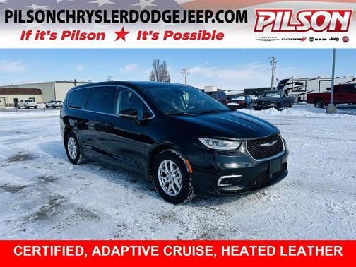 2023 Chrysler Pacifica Touring-L