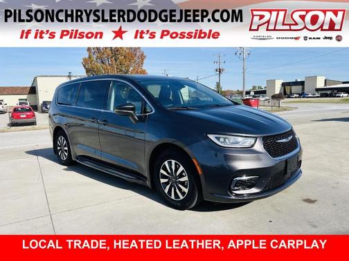 2022 Chrysler Pacifica Hybrid Touring L