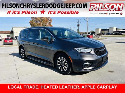 2022 Chrysler Pacifica Hybrid Touring L