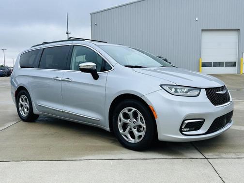 2023 Chrysler Pacifica Limited