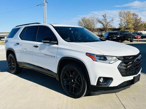 2021 Chevrolet Traverse Premier