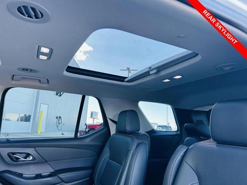 2021 Chevrolet Traverse Premier