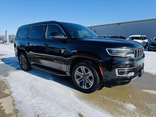 2023 Jeep Wagoneer Series II