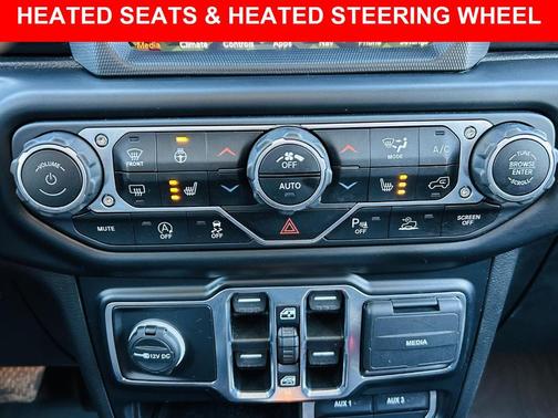 2022 Jeep Wrangler Unlimited Sahara Altitude