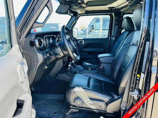 2022 Jeep Wrangler Unlimited Sahara Altitude