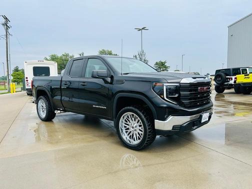 2023 GMC Sierra 1500 Pro