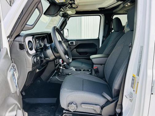 Bright White Clearcoat 2026 Jeep Wrangler Sport