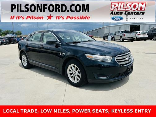 2014 Ford Taurus SE