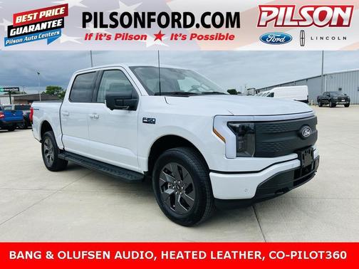 2025 Ford F-150 Lightning Flash